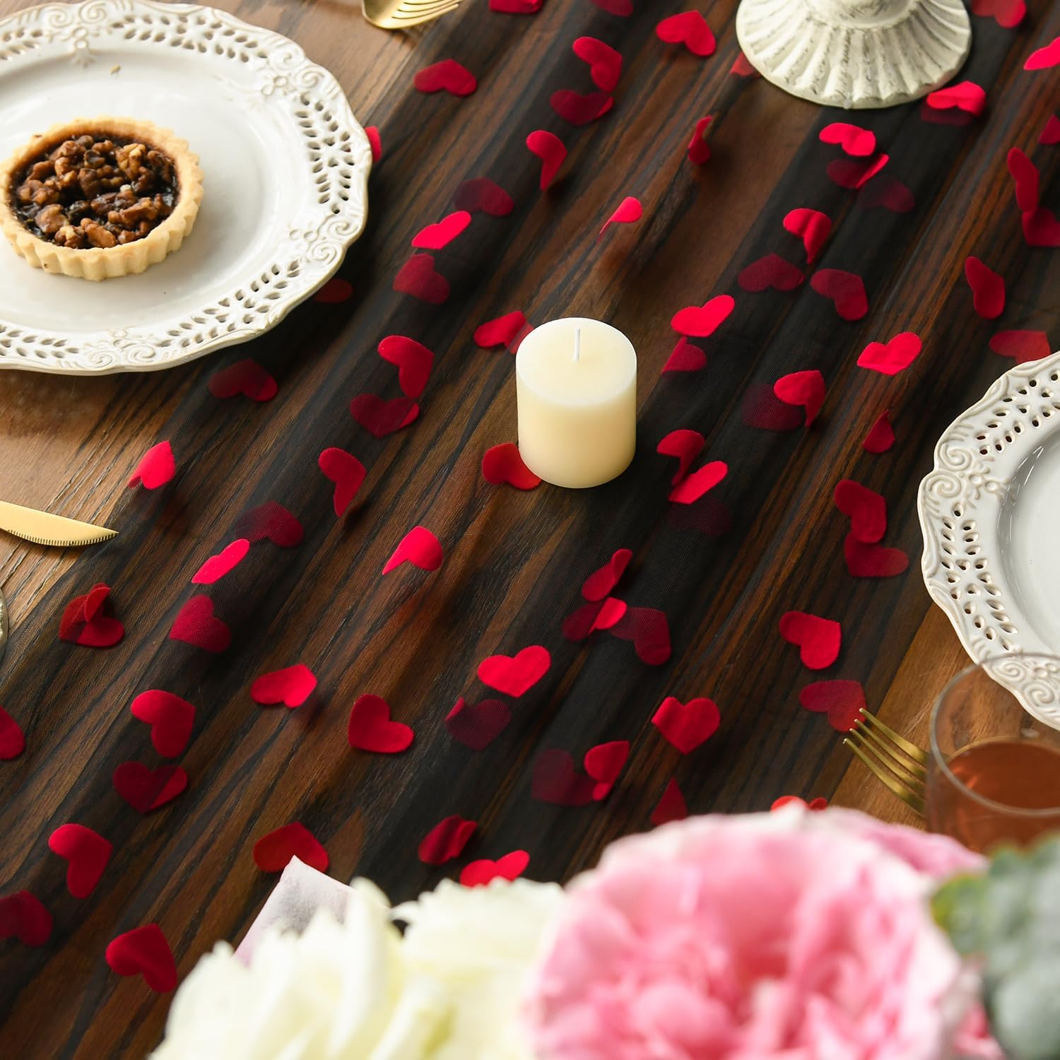 Hearts on Tulle Table Runner 10FT