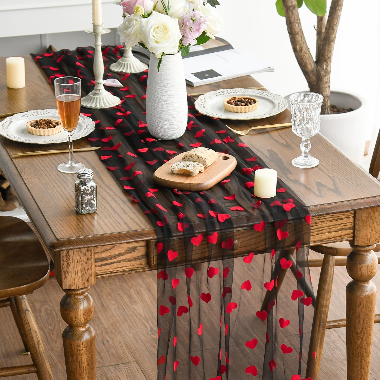 Hearts on Tulle Table Runner 10FT